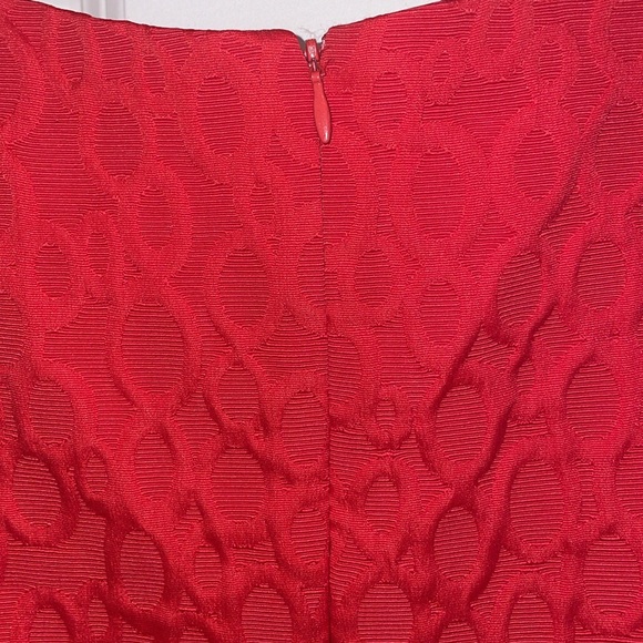 NWOT Sandra Darren Sheath Coral Dress - Size 6 - Picture 4 of 5